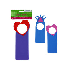 Do-It-Yourself Foam Door Hanger